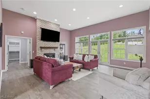 6443 Hills and Dales Rd NW, Canton, OH 44708 - Photo 7