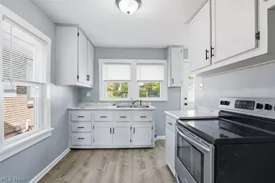 2326 Verneva Street, Zanesville, OH 43701 - Photo 5