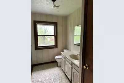 12754 Chamberlain Road, Aurora, OH 44202 - Photo 31