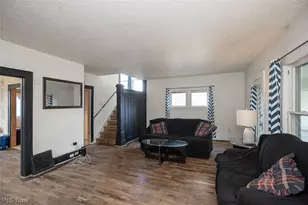 962 Woodward Ave, Akron, OH 44310 - Photo 3
