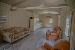 1547 Providence Rd, Elizabeth, WV 26143 - Photo 3
