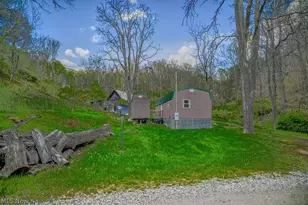 1547 Providence Rd, Elizabeth, WV 26143 - Photo 19