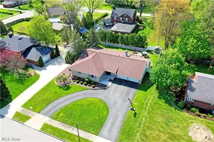 3210 Halsey Dr NE, Warren, OH 44483 - Photo 5