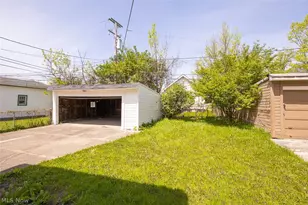 10203 Greenview Ave, Garfield Heights, OH 44125 - Photo 31