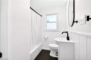 1424 Clemmens Ave NW, Warren, OH 44485 - Photo 13