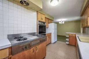 1074 Jessie Ave, Kent, OH 44240 - Photo 11