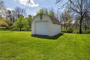 375 Hillside Rd, Green Hills, OH 44131 - Photo 37