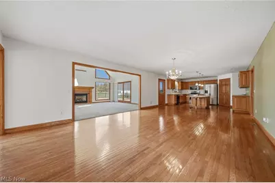 11011 Immel Avenue NE, Hartville, OH 44632 - Photo 9