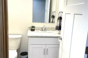 234 E Ohio Ave, Dover, OH 44622 - Photo 9
