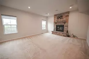 8768 Mavis Trl, Streetsboro, OH 44241 - Photo 7