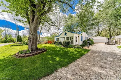 380 Broadway Street, Amherst, OH 44001 - Photo 1