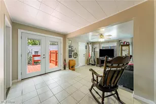 380 Broadway St, Amherst, OH 44001 - Photo 15