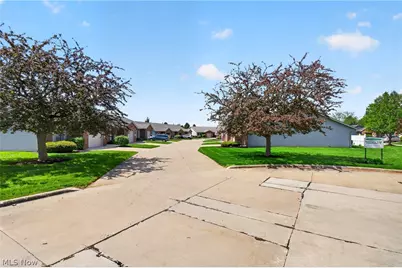 1044 Patrick Place #19, Wooster, OH 44691 - Photo 3