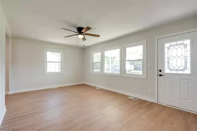 4314 Talbot Lane, Lorain, OH 44055 - Photo 11