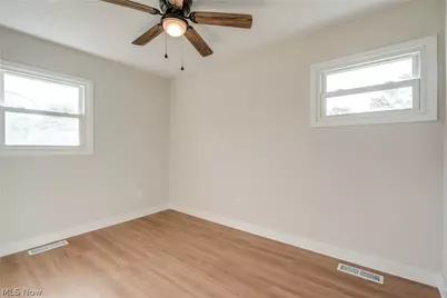 4314 Talbot Lane, Lorain, OH 44055 - Photo 19