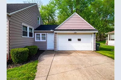 23790 Elm Road, North Olmsted, OH 44070 - Photo 27