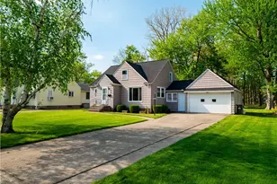 23790 Elm Rd, North Olmsted, OH 44070 - Photo 5
