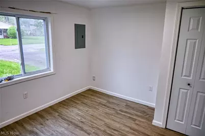 130 Traymore Boulevard, Eastlake, OH 44095 - Photo 11
