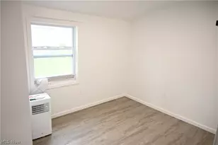 130 Traymore Blvd, Eastlake, OH 44095 - Photo 9