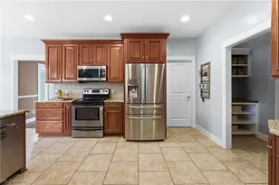 8888 Scotsbury St NW, Massillon, OH 44646 - Photo 15