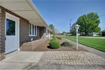 7090 Winfield Strasburg Road NW, Strasburg, OH 44680 - Photo 17