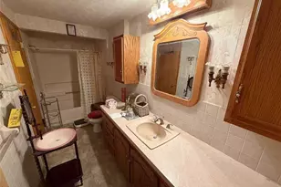 239 Fairview St, Louisville, OH 44641 - Photo 19