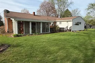 239 Fairview St, Louisville, OH 44641 - Photo 7