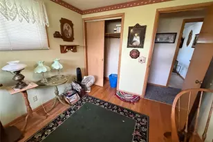 239 Fairview St, Louisville, OH 44641 - Photo 21