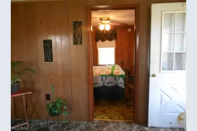 5845 Woodman Avenue, Ashtabula, OH 44004 - Photo 7