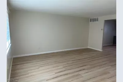 1602 Lee Terrace Drive, Wickliffe, OH 44092 - Photo 3