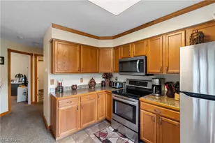 1995-1997 Rolling Meadows Ln, Akron, OH 44312 - Photo 35