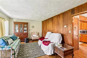 3855 3871 N Broadway, Geneva, OH 44041 - Photo 7