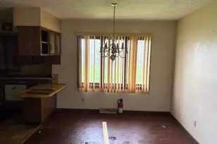 7398 Shisler St NE, Canton, OH 44721 - Photo 5