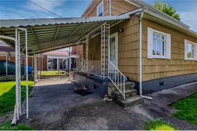 942 Virginia Avenue, Follansbee, WV 26037 - Photo 7