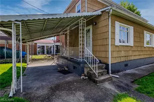 942 Virginia Ave, Follansbee, WV 26037 - Photo 7
