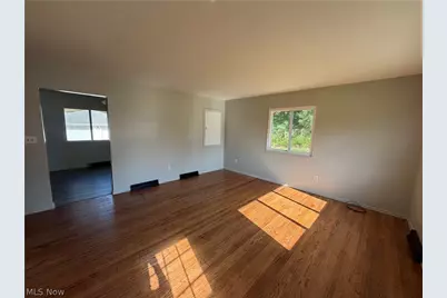 2227 Ogden Avenue NW, Warren, OH 44483 - Photo 3