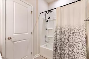 342 E Reno Dr, Louisville, OH 44641 - Photo 23