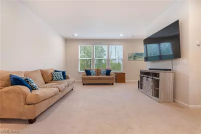 342 E Reno Drive, Louisville, OH 44641 - Photo 13
