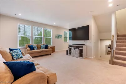 342 E Reno Drive, Louisville, OH 44641 - Photo 11