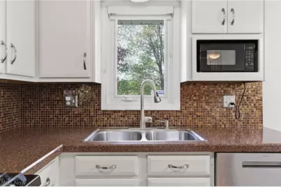 33276 Tallyho Drive, Solon, OH 44139 - Photo 9