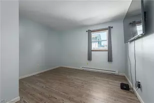404 Oaknoll Dr, Amherst, OH 44001 - Photo 17