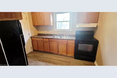 147 Brighton Drive, Akron, OH 44301 - Photo 5