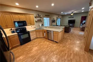 734 Pga Blvd NE, New Philadelphia, OH 44663 - Photo 5