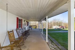268 Mountain View Dr, Big Spring, WV 26137 - Photo 3