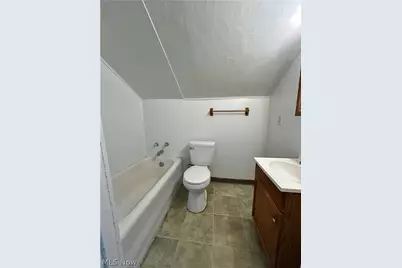 2526 Sunset Boulevard #2, Steubenville, OH 43952 - Photo 7
