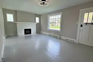 696 E Ohio Ave, Sebring, OH 44672 - Photo 13