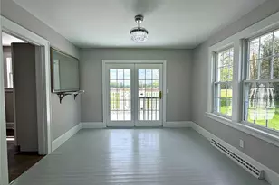 696 E Ohio Ave, Sebring, OH 44672 - Photo 15