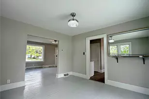 696 E Ohio Ave, Sebring, OH 44672 - Photo 17