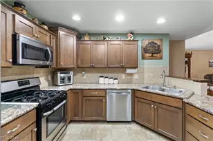 257 Woodbury Cir, Dalton, OH 44618 - Photo 13