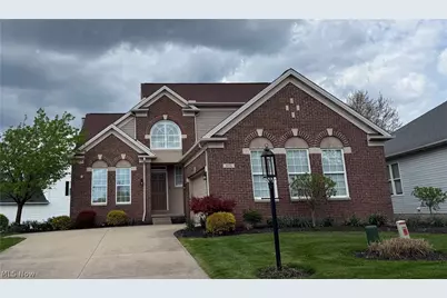 836 Kendal Drive, Grandview Heights, OH 44147 - Photo 1